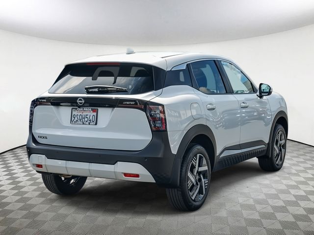 2025 Nissan Kicks SV photo 5