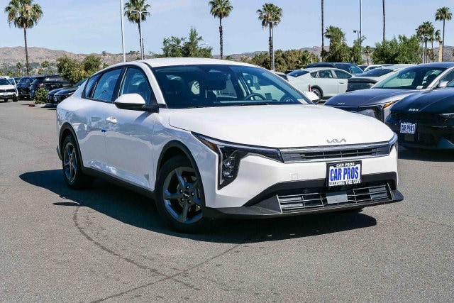 2026 Kia K4