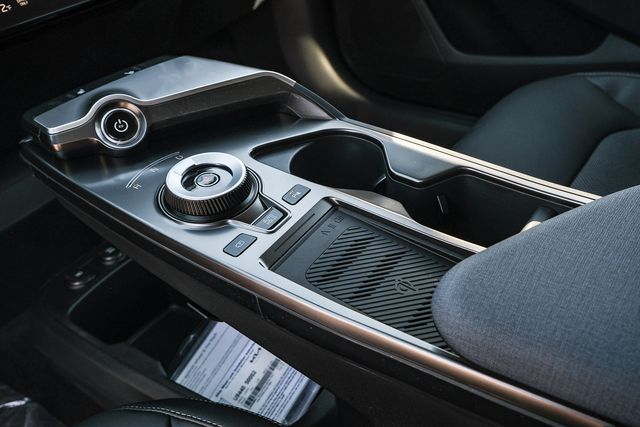 2024 Kia EV6 Light L/R - Photo 22