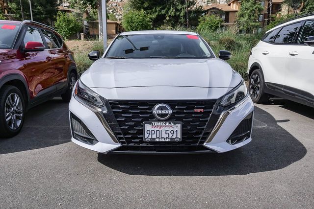 2025 Nissan Altima SR photo 5