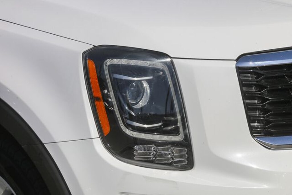 Used 2022 Kia Telluride LX SUV