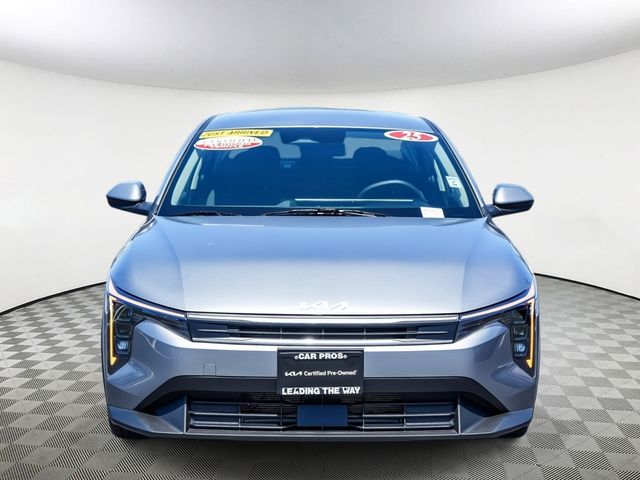 2025 Kia K4 photo 2