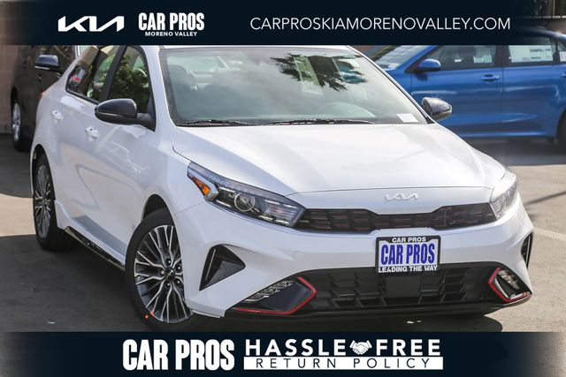 2024 Kia Forte GT-Line AT's photo