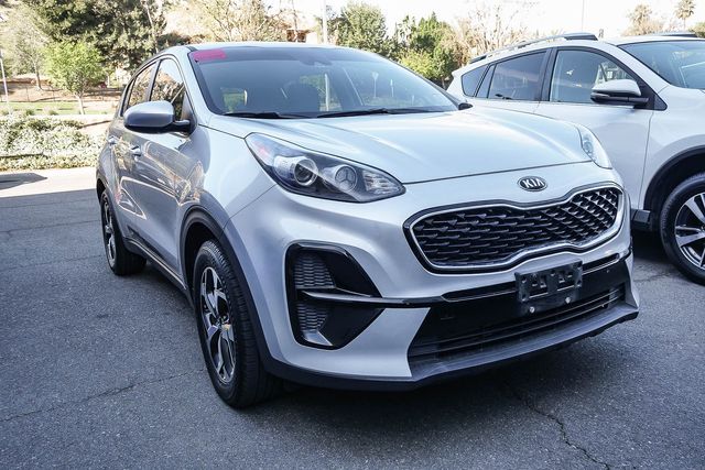 2022 Kia Sportage LX photo 2