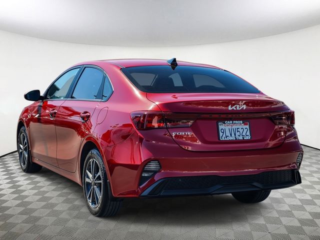 2024 Kia Forte LXS photo 5