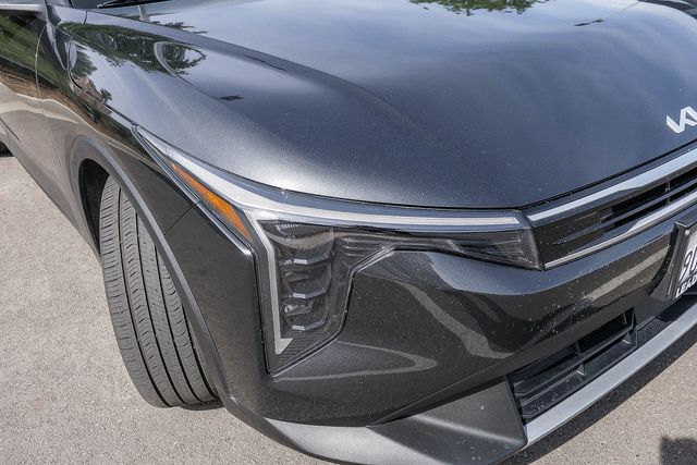 2025 Kia K4 EX photo 3