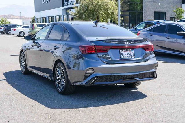 2023 Kia Forte GT-Line photo 4