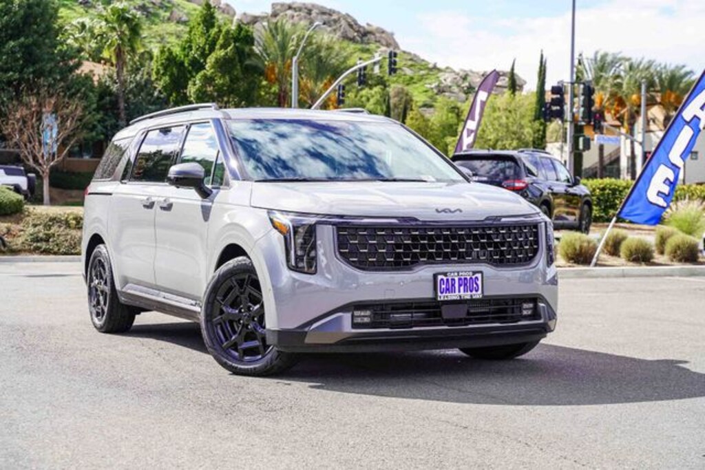 New 2026 Kia Carnival Hybrid SX Prestige Van Passenger Van