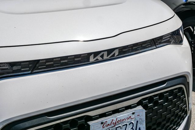 2023 Kia Soul S photo 4