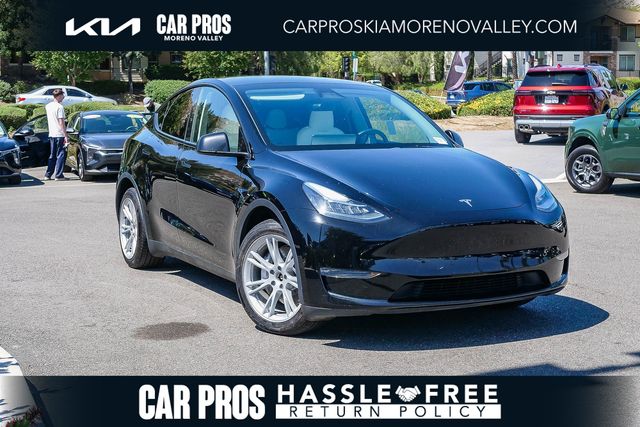 2023 Tesla Model Y Long Range Dual Motor All-Wheel Drive's photo