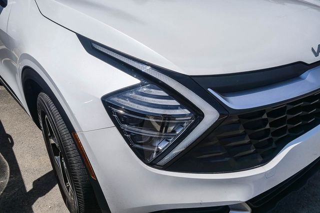 2024 Kia Sportage LX photo 3