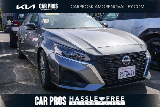 2025 Nissan Altima 2.5 SV's photo