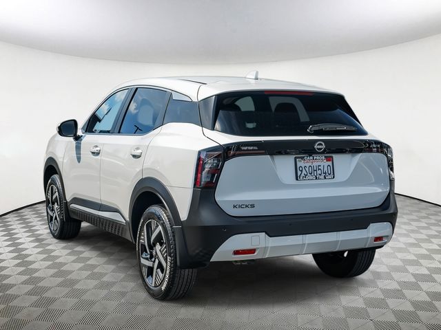 2025 Nissan Kicks SV photo 3