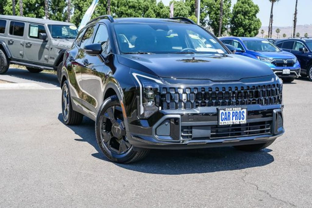 New 2026 Kia Sportage Plug-In Hybrid X-Line SUV
