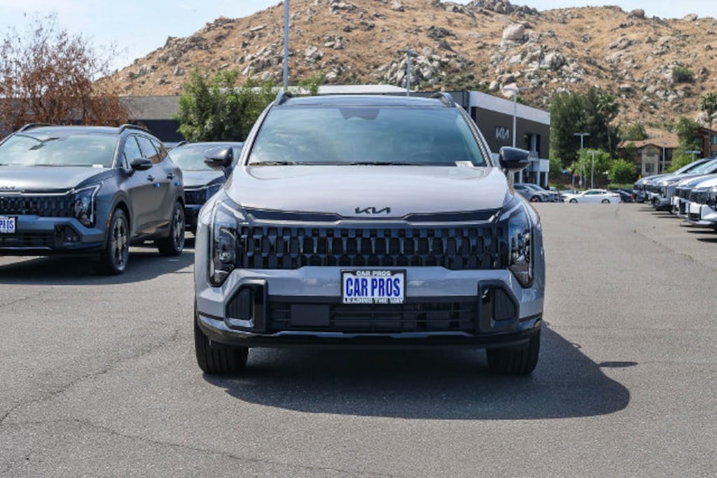 New 2026 Kia Sportage Plug-In Hybrid X-Line SUV