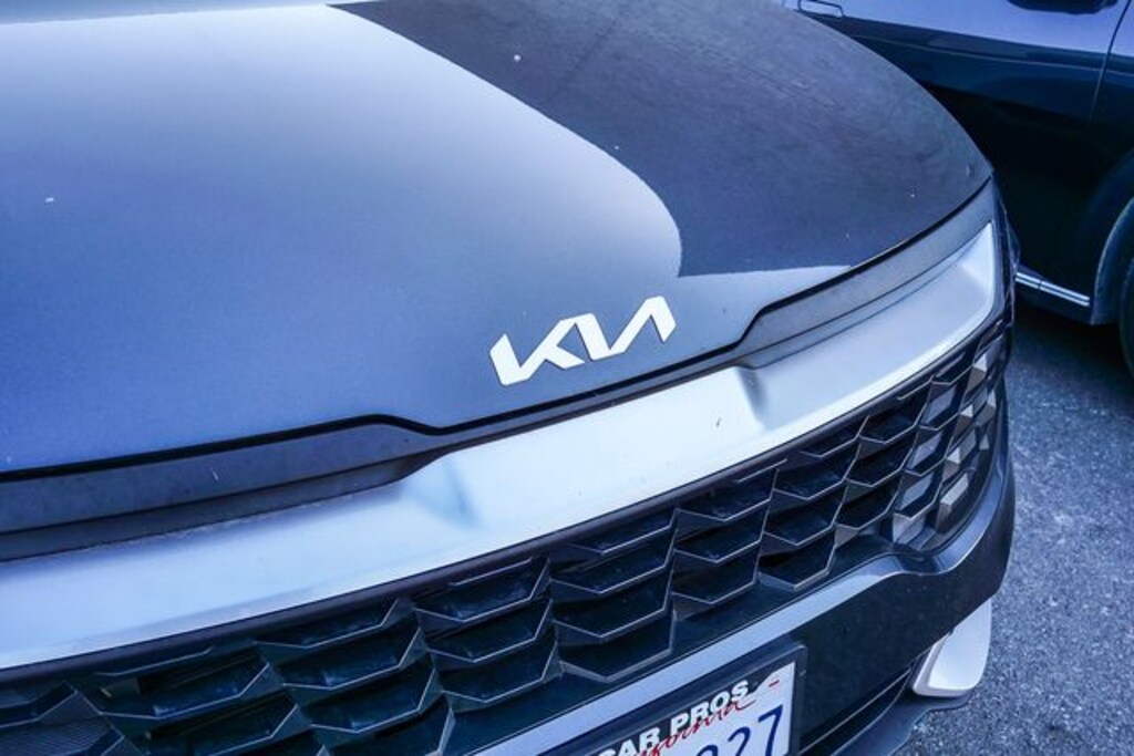 Certified 2023 Kia Sportage Hybrid LX SUV