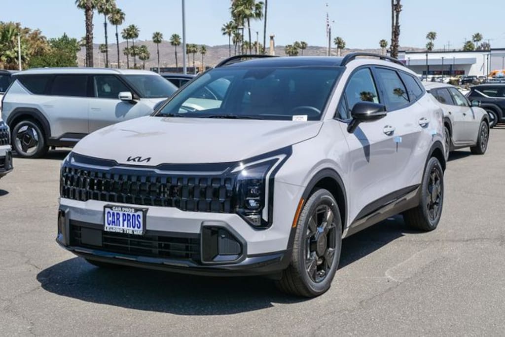 New 2026 Kia Sportage Hybrid X-Line SUV
