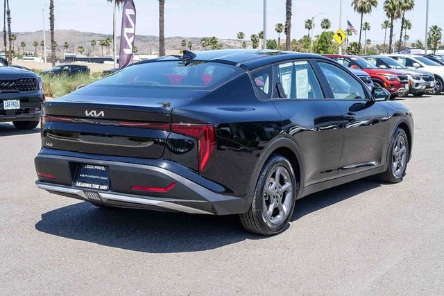 2025 Kia K4 LXS photo 6