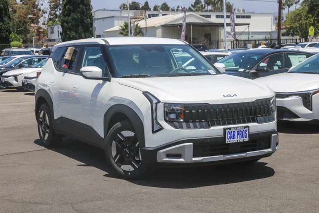 New 2027 Kia Seltos LX SUV