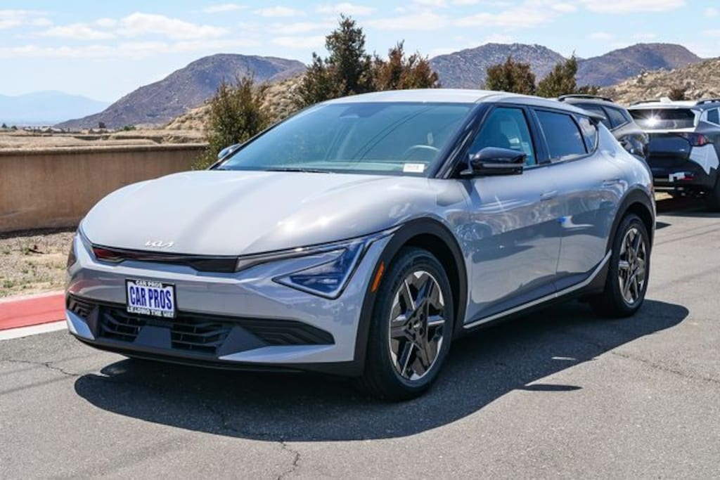 New 2026 Kia EV6 Light Long Range SUV