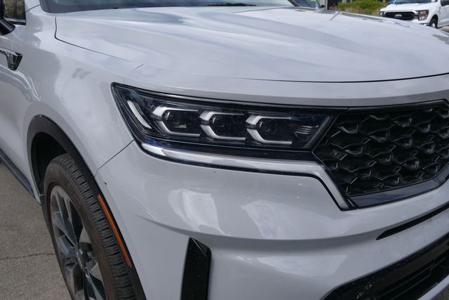 2022 Kia Sorento SX photo 3