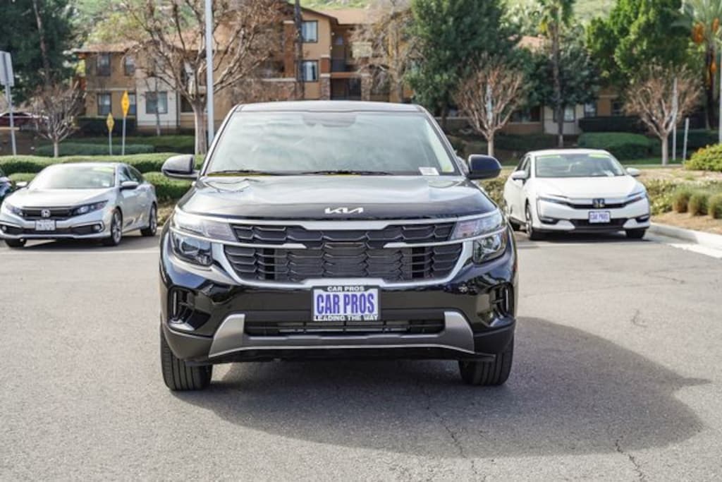 New 2026 Kia Seltos LX SUV