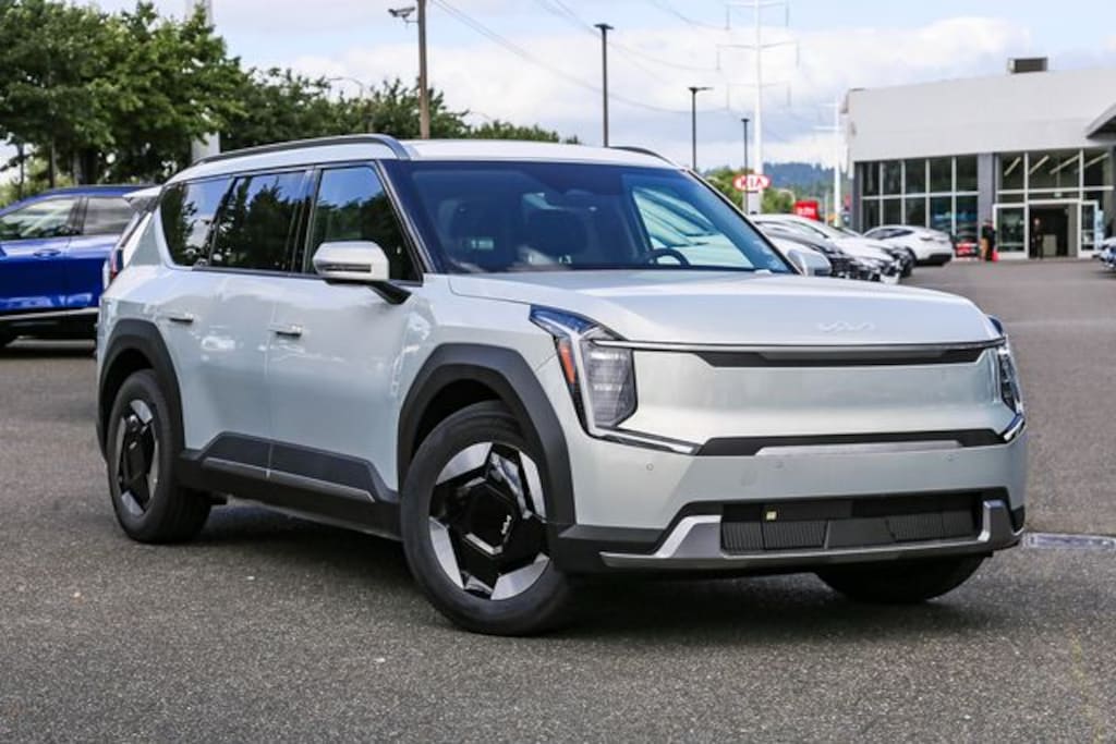 New 2024 Kia EV9 Wind SUV