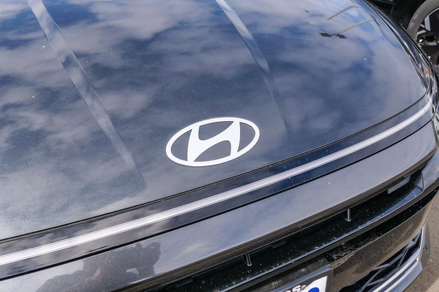 2025 Hyundai Sonata SEL photo 4