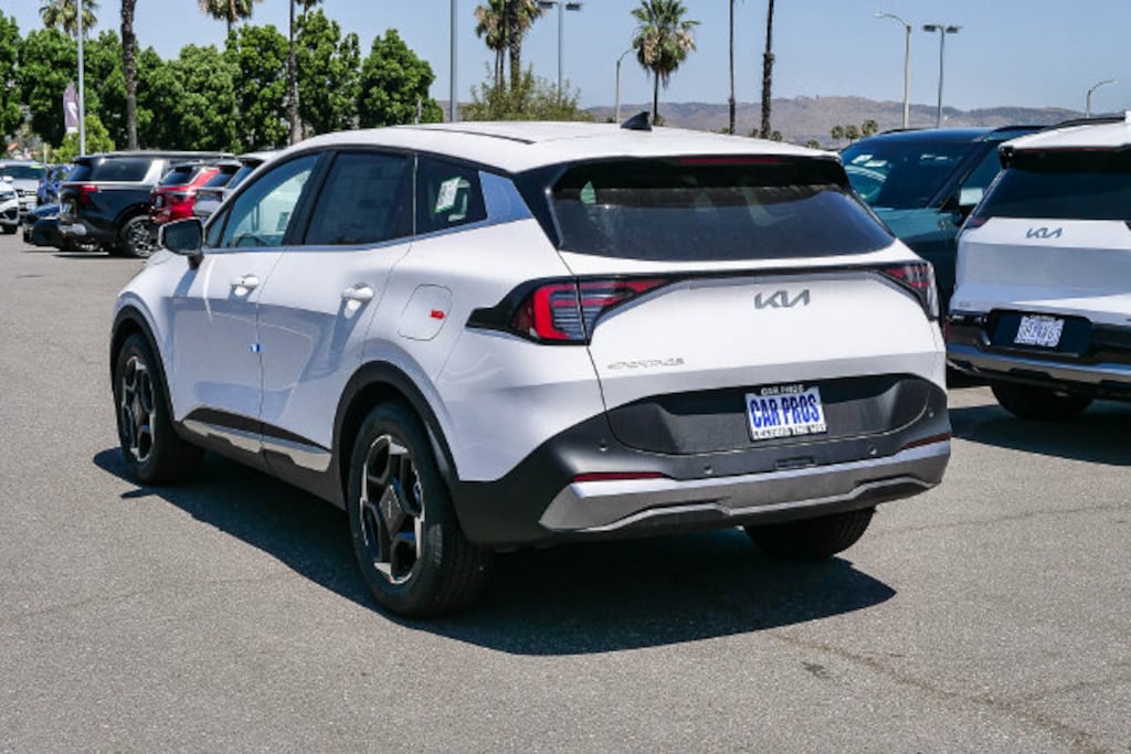 New 2026 Kia Sportage EX SUV