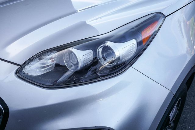 2022 Kia Sportage LX photo 6