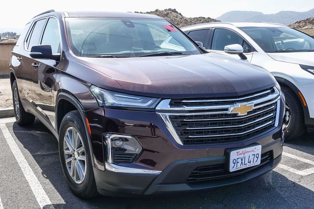 2023 Chevrolet Traverse LT Cloth w/1LT photo 2