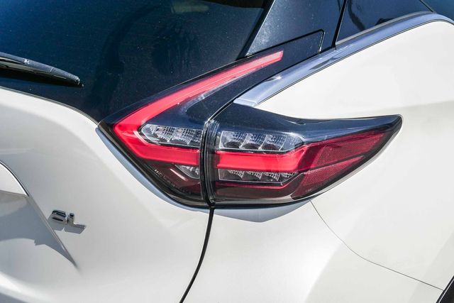 2023 Nissan Murano SL photo 3