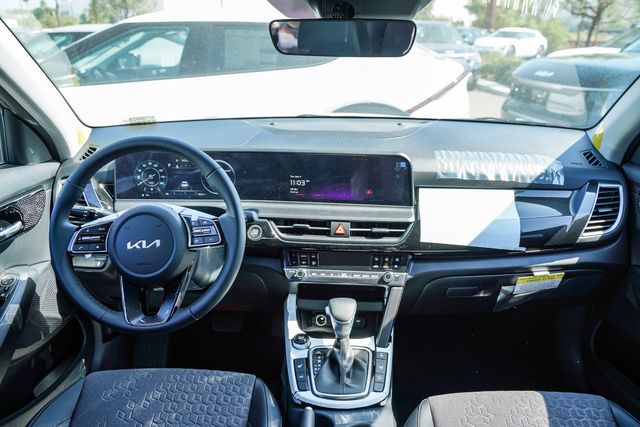 2025 Kia Seltos X-Line - Photo 15