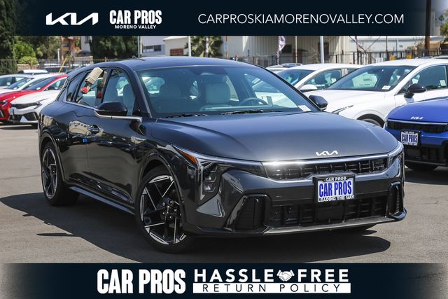 2026 Kia K4 GT-Line AT Hatchback's photo
