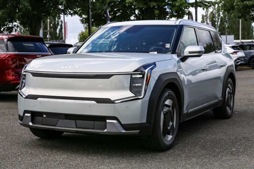 New 2024 Kia EV9 Wind SUV