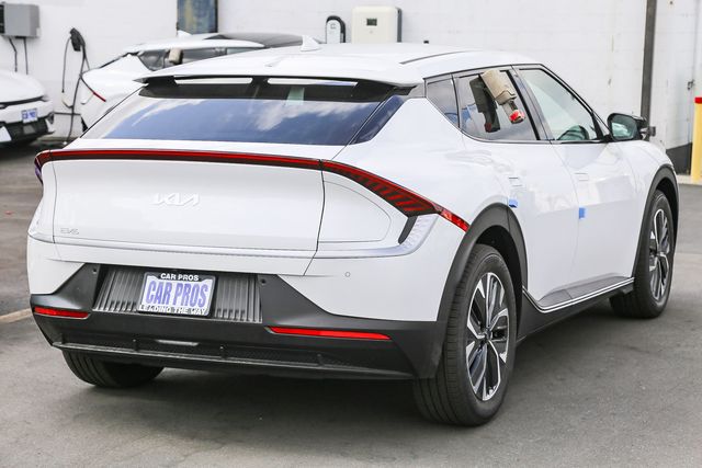 2024 Kia EV6 Light L/R - Photo 9
