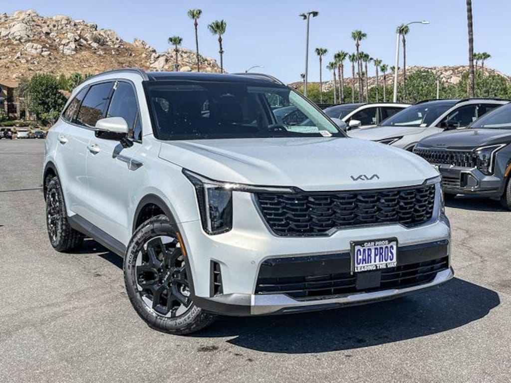 New 2026 Kia Sorento S SUV