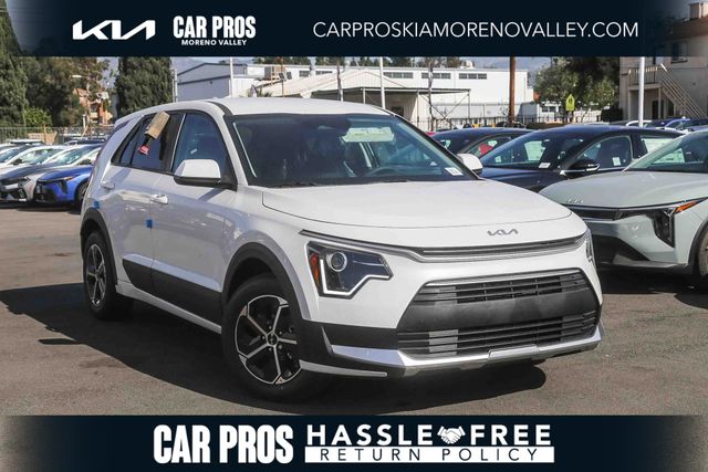 2026 Kia Niro LX HEV's photo