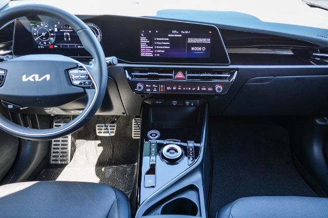 2025 Kia Niro Wave - Photo 12