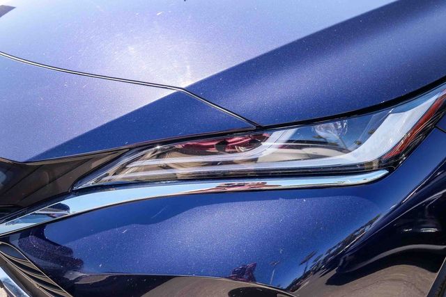 2021 Toyota Venza XLE photo 5