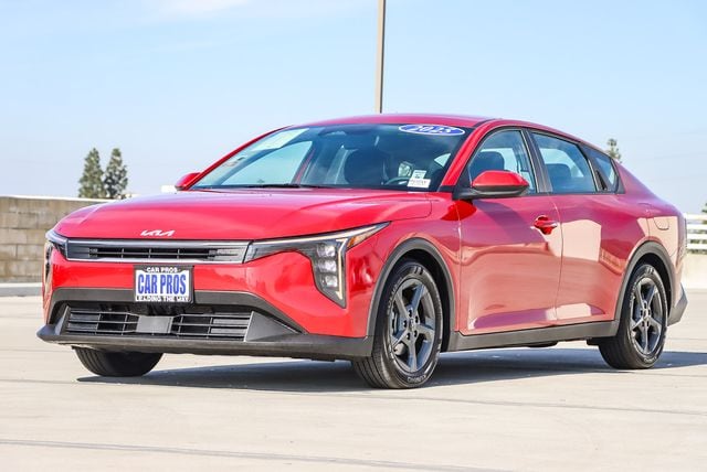 2025 Kia K4 photo 5