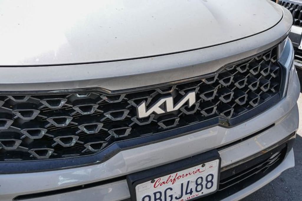 Certified 2022 Kia Sorento SX SUV