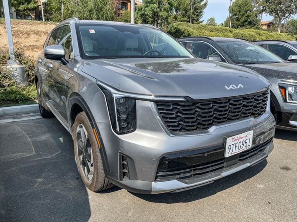 Certified 2025 Kia Sorento Hybrid EX SUV