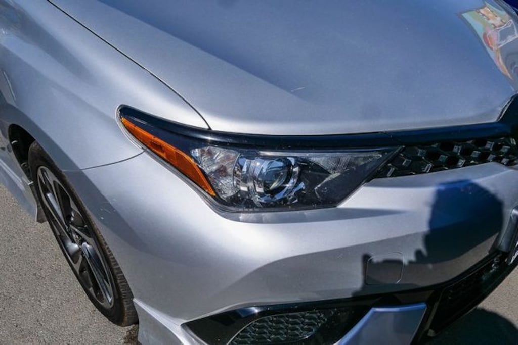 Used 2017 Toyota Corolla iM Base Hatchback