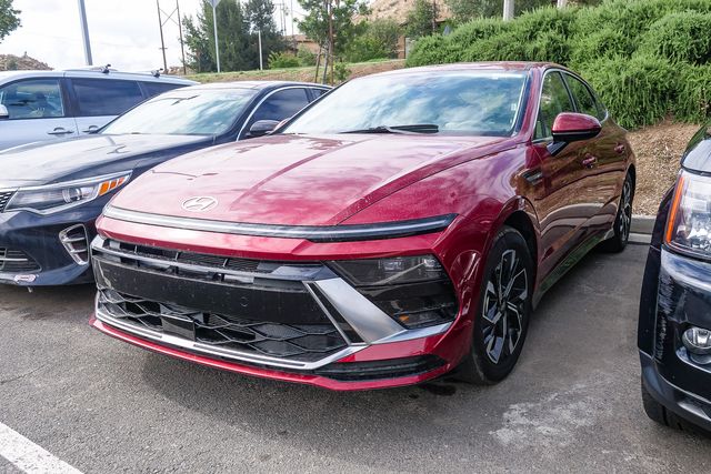 2025 Hyundai Sonata SEL photo 6
