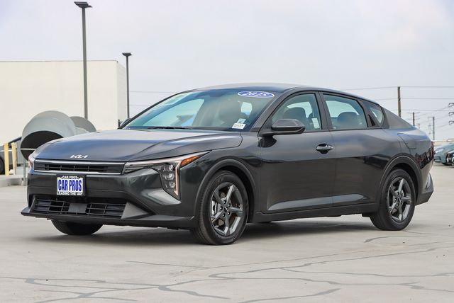 2025 Kia K4 photo 5