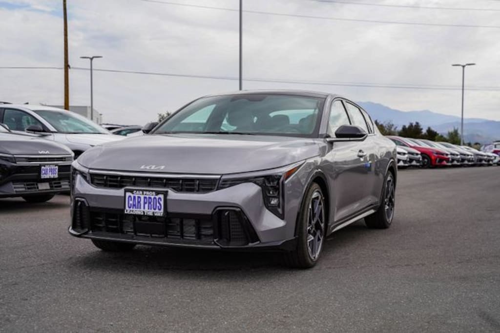 New 2026 Kia K4 GT-Line Sedan
