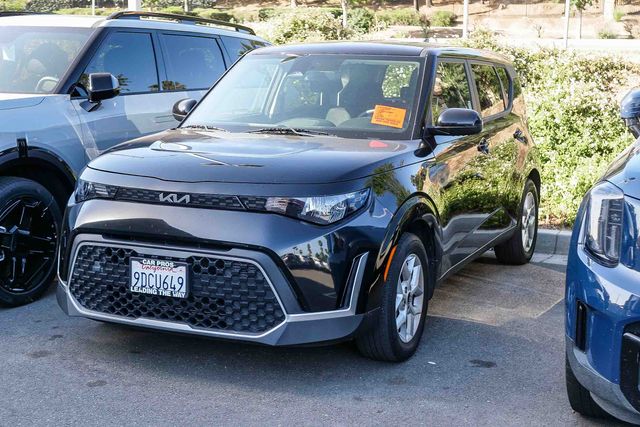2023 Kia Soul LX photo 6