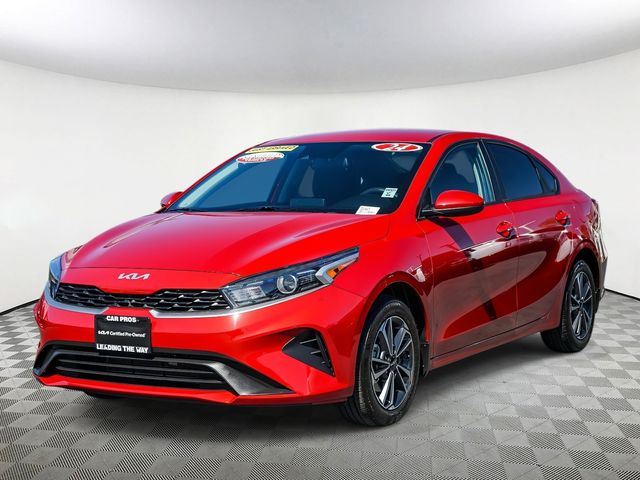 2024 Kia Forte LXS photo 4