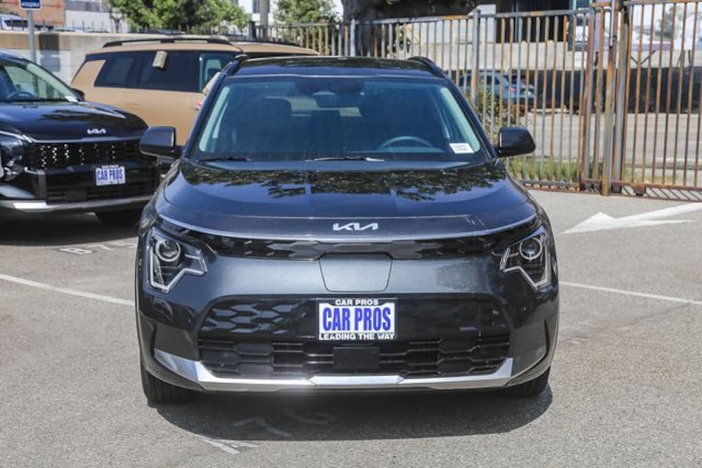 New 2026 Kia Niro EV Wind SUV